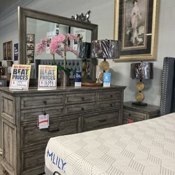Dresser Mirror Nightstand 📦🔥 $1,599