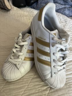 ADIDAS SUPERSTAR GOLD SNEAKERS FOR WOMEN 