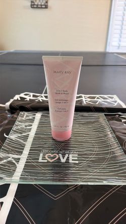 Mary Kay 2-In-1 Body Wash & Shave