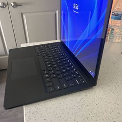Surface LAPTOP 2 13.6in (Not Surface Book) -i7 16gb Ram 256GB