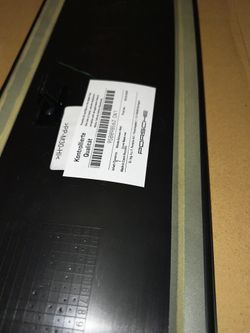 Lower Molding - Porsche (95B-898-562-OK1)2015-2021 Porsche Macan - 95b898562ok1