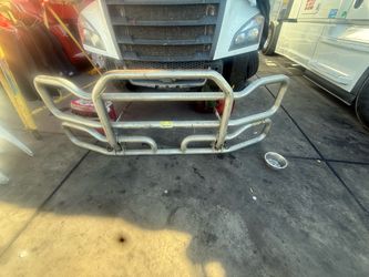 Semi truck bumper guard