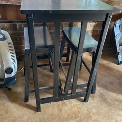 Table With 2 Stools 