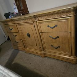 Queen Size Bed Room Size 