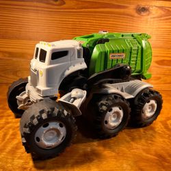Mattle Matchbox Interactive Stinky the Garbage truck Robot