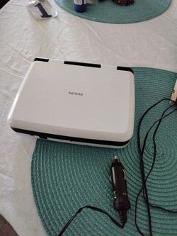 Portable d v d player by phillips