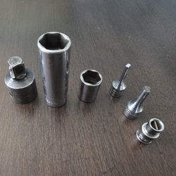 6 Pc Snap On Sockets / Automotive Tools