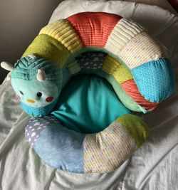 Infantino Prop-A-Pillar Tummy Time & Seated