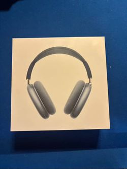 AirPod Maxes Blue