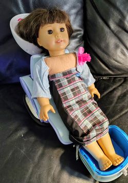 Retired American Girl Doll Salon & Spa Bundle - Doll #16 + Working Sink