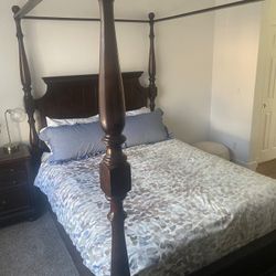 Queen Bedroom Set