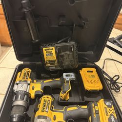 Dewalt cordless drill set
