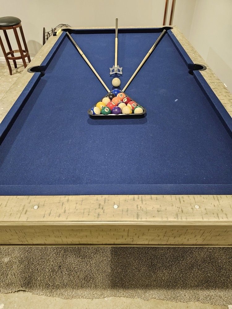 Hathaway Montecito 8-ft Pool Table
$875 or Best Offer