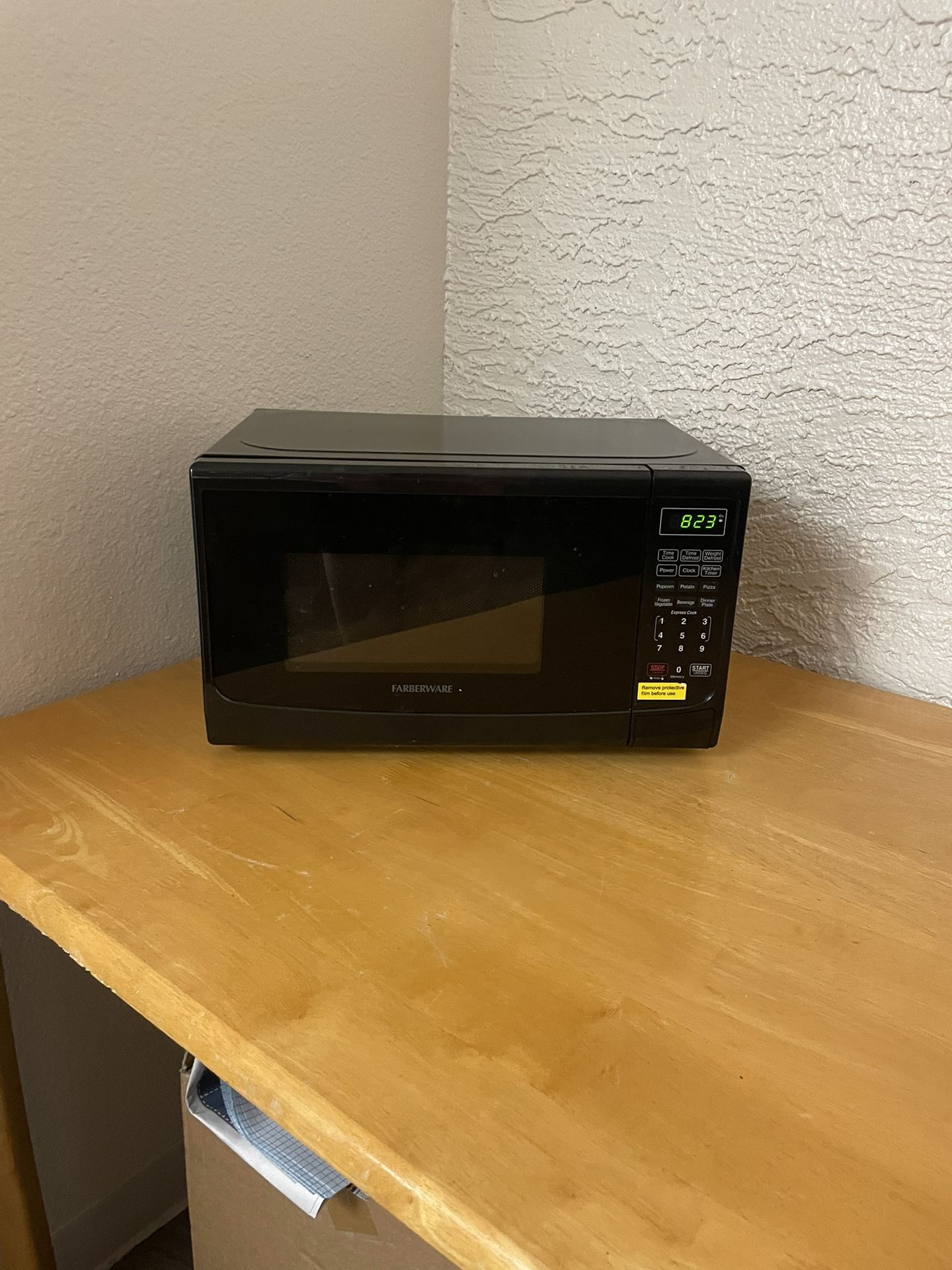 700 watts Microwave