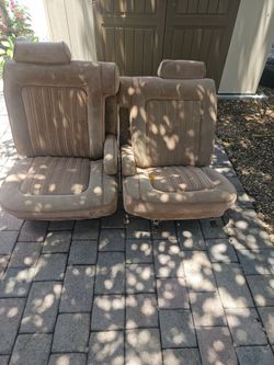 Box chevy Caprice seats