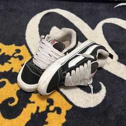 knu school Vans Size 8.5 M 