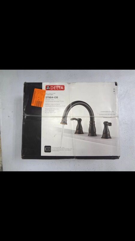 Delta Porter 2-Handle Deck-Mount Roman Tub Faucet in Oil Rubbed