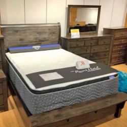 *Summer Closeout Sale!!!*---Trendy Peter Queen Bed/Dresser Sets---Limited Inventory!!!---Delivery And Financing🫡