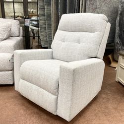 New Recliner — PERFORMANCE FABRIC 