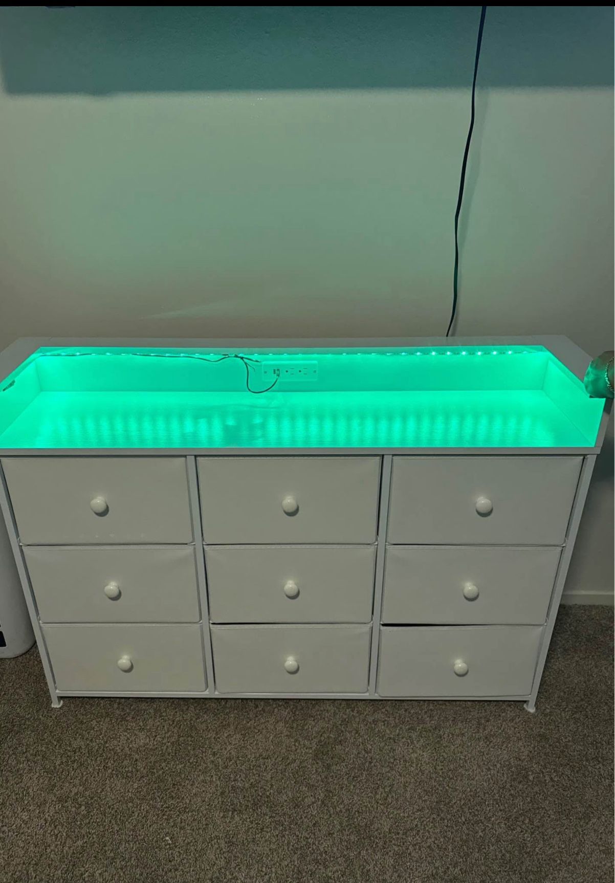 Dresser