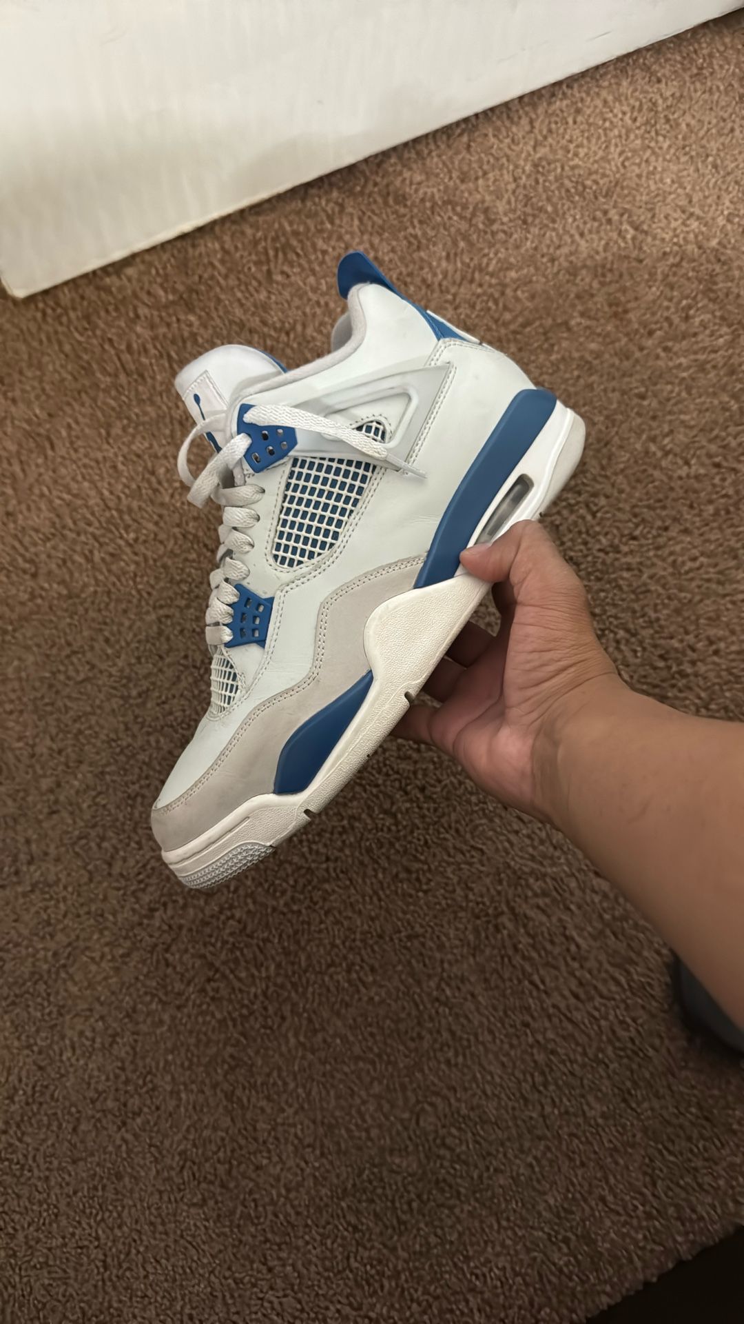 Jordan 4