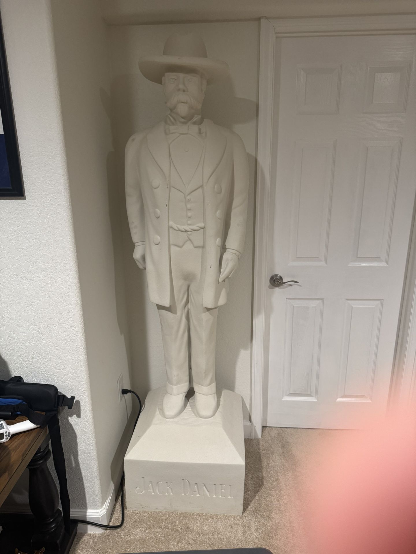 Jack Daniel Statue