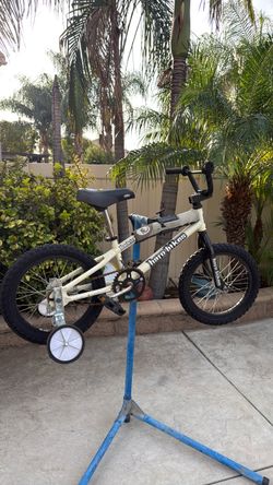 16 inch BMX Haro bike with training wheels