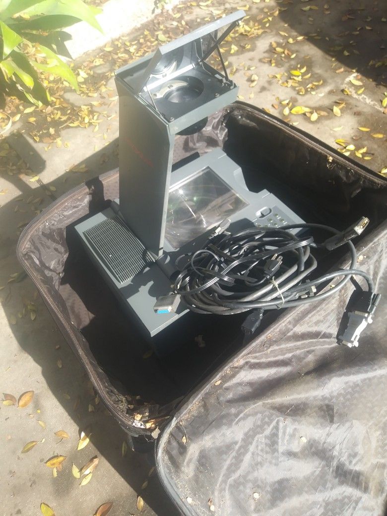 Proxma 9100 Desktop Overhead Projector