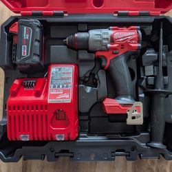 Like New Milwaukee M18 FUEL 1/2" 18V Cordless Brushless Hammer Drill/Driver Kit