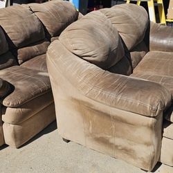 FREE Leathet COUCH & LOVE SEAT
