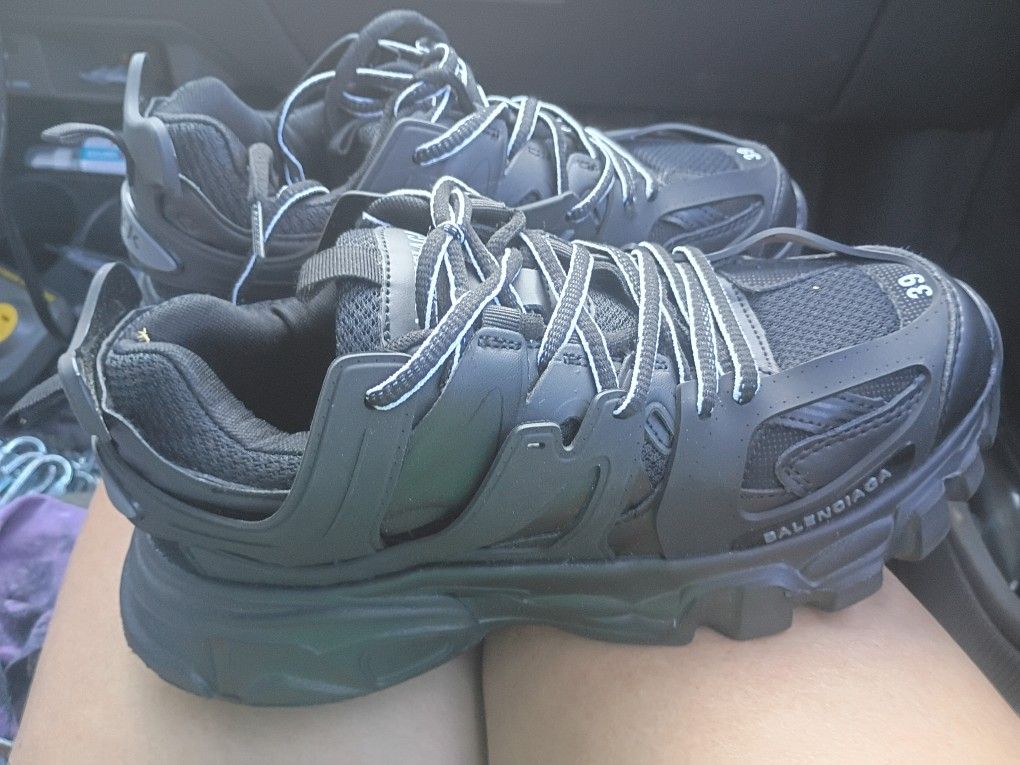 Balenciaga Track Tennis Shoes Size 39