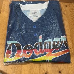 NEW LA Pride Dodgers Jersey XL
