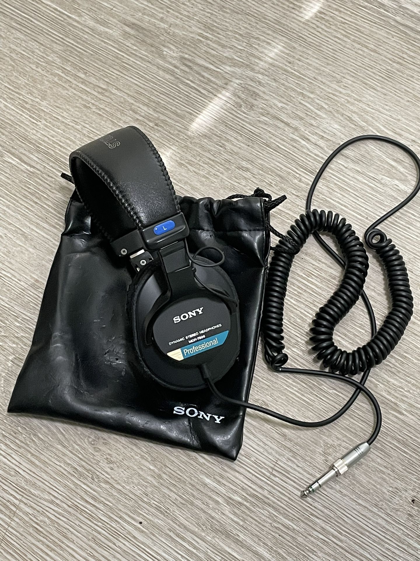 Sony MDR-7506 Headphones 