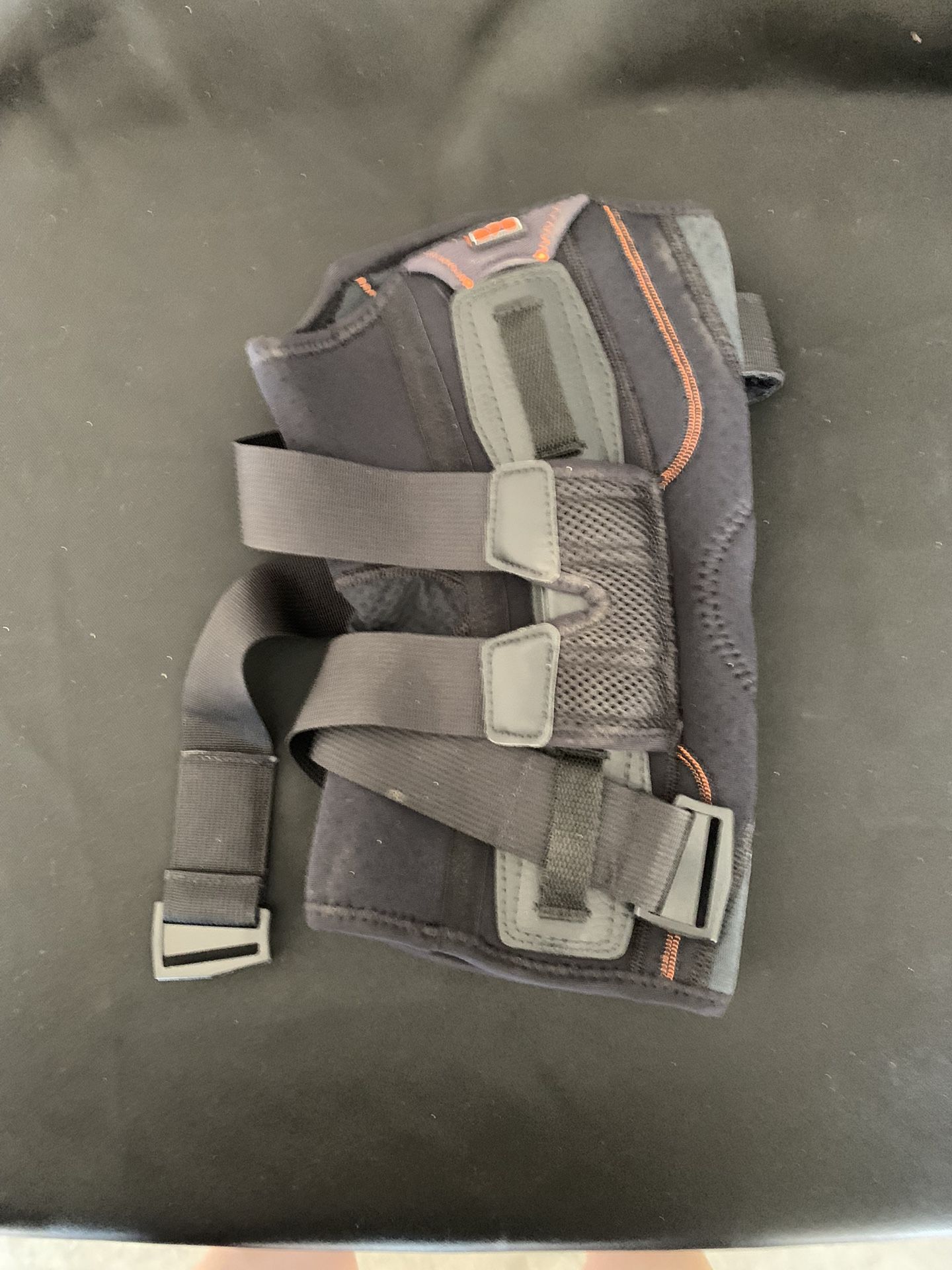 Knee Brace