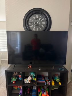 VIZIO 65inch QLED with Stand