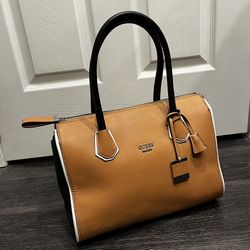 GUESS brand Lily Dream purse/satchel