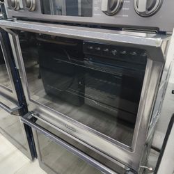 Wall Oven 30-Inch Electric Black Stainless 