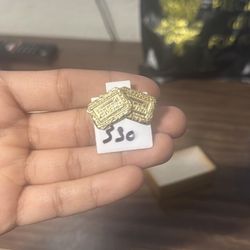 10k gold earrings