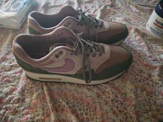 Shoes / Nike air