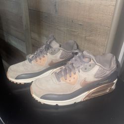 NIKE AIR MAX 90 Leather Sneakers Iron Metallic Red Bronze Women’s Size 8.5
