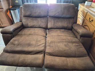 Recliner couches