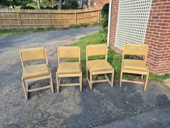 Set of 4 Wooden Dining Chairs