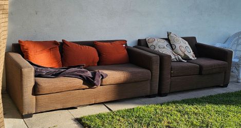 Free Living Room Couch Set