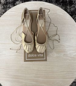 Dolce Vita - Cancun Ankle Tie Flat, Size 7.5