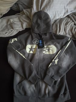 Men’s grey hellstar zip up jacket