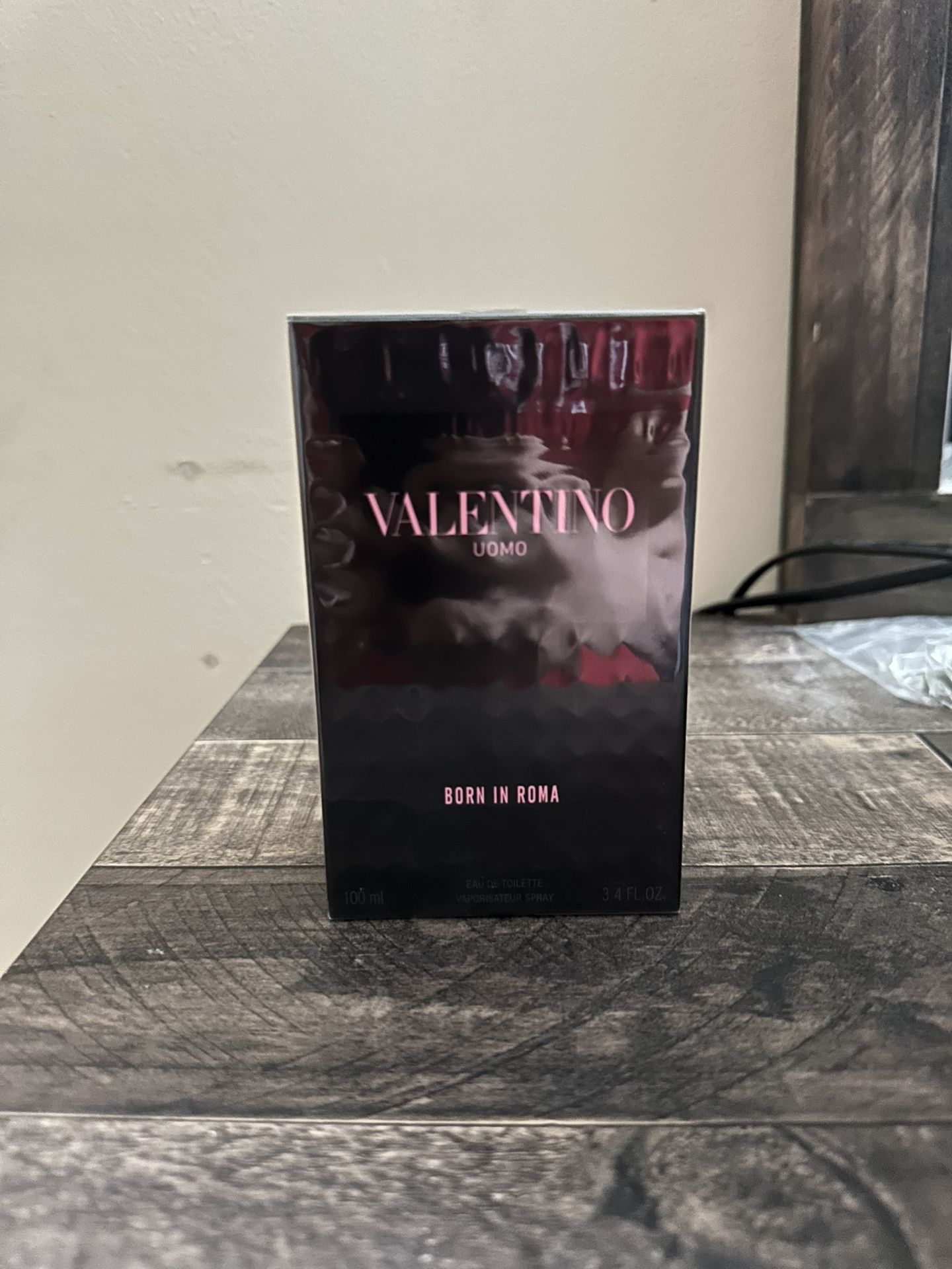 Valentino Born In Roma Uomo