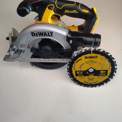 DeWalt 20v 6-1/2 Circular Saw (Tool Only)