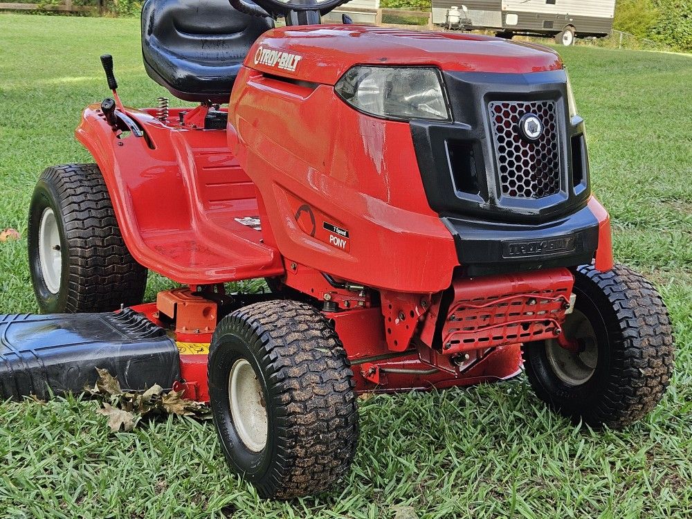 RIDING LAWN TRACTORS FOR SALE!