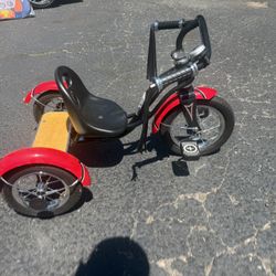 Vintage-Style Schwinn Tricycle