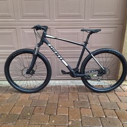 GIANT TALON 3 MOUNTAIN BIKE 29 ER LIKE NEW ( CHECK MY OTHER BIKES) 